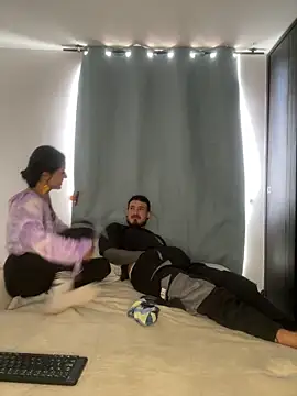 anika lowen02 online show from 10-02-25, 05:31