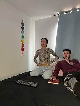 anika lowen02 online show from 10-16-25, 03:35