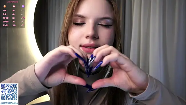 EvelyynLopez online show from 12-14-24, 05:36