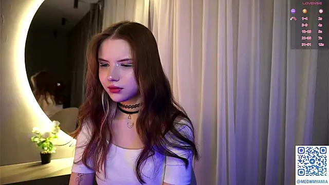 EvelyynLopez online show from 12-24-24, 01:39