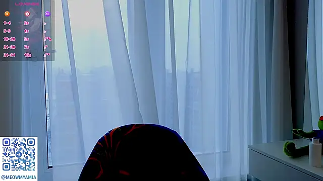 EvelyynLopez online show from 01-27-25, 07:03
