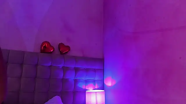 MelaniieRoux online show from 02-28-25, 01:47