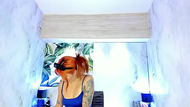 MelaniieRoux online show from 05-05-26, 07:44