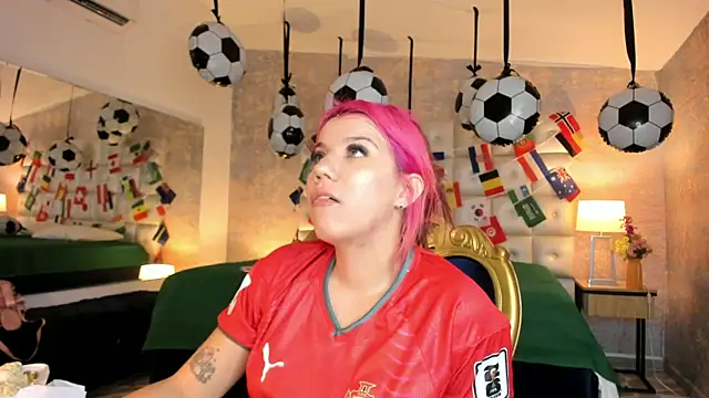MelaniieRoux online show from 06-21-26, 03:42
