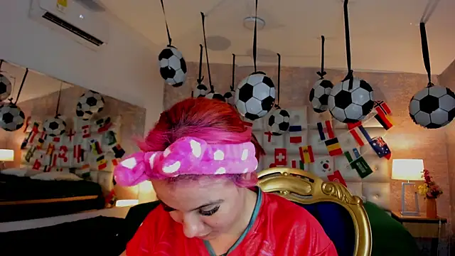 MelaniieRoux online show from 06-23-26, 07:45