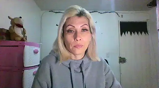 alixia81 online show from 12-10-24, 09:23