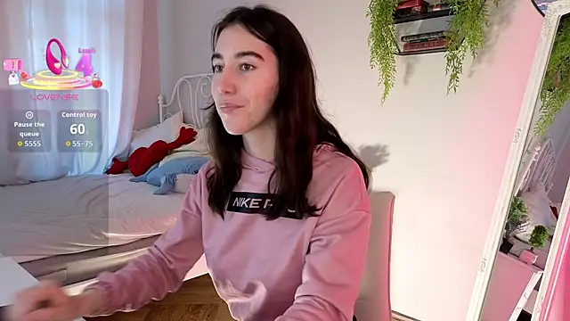 Belle Via online show from 09-08-25, 03:44