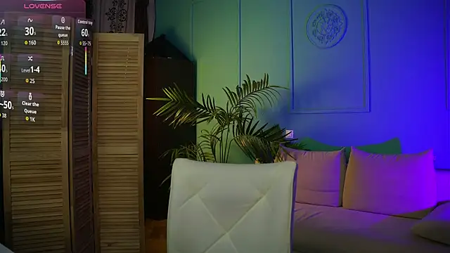 Belle Via online show from 10-22-25, 03:12