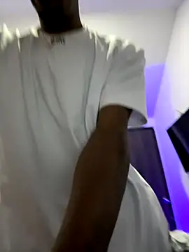 AaronCruz  online show from 10-18-25, 09:10