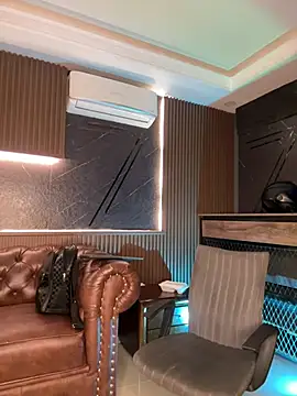 Snapshot of AaronCruz_ chatting on 03-21-26, 10:46 AaronCruz online show from 03-21-26, 10:46