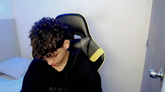 Yosepp  online show from 02-16-26, 08:27