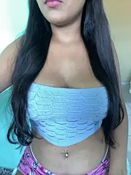 Snapshot of taynara6969 chatting on 03-17-26, 04:54 taynara6969 online show from 03-17-26, 04:54