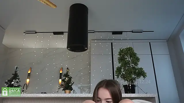 hecola online show from 12-15-24, 07:35