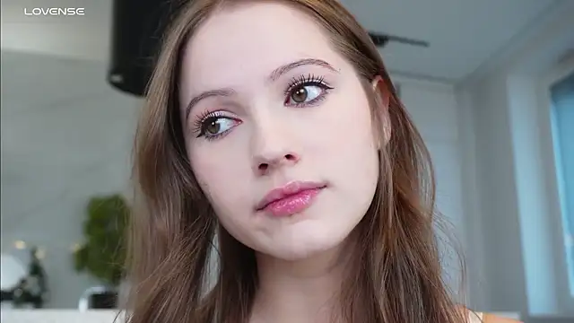 hecola online show from 11-30-25, 09:24