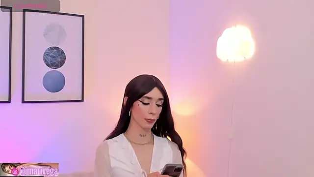 ariivega online show from 09-20-25, 07:42