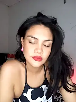 Honeydude  online show from 12-18-24, 02:17
