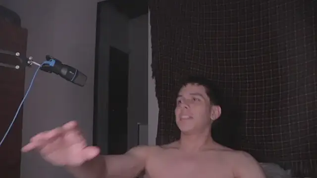 Snapshot of Tony_Hoffa chatting on 01-24-25, 11:12 Tony Hoffa online show from 01-24-25, 11:12