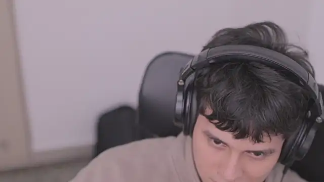 Snapshot of Tony_Hoffa chatting on 10-10-25, 10:20 Tony Hoffa online show from 10-10-25, 10:20