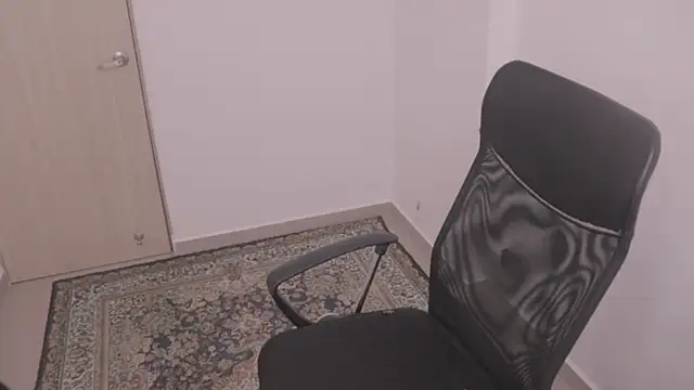 Snapshot of Tony_Hoffa chatting on 10-26-25, 05:52 Tony Hoffa online show from 10-26-25, 05:52