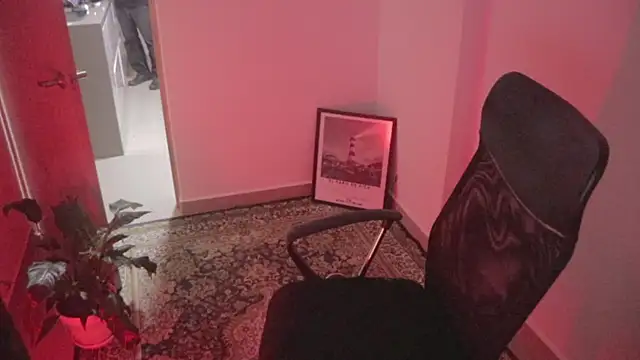 Tony Hoffa online show from 01-09-26, 02:47