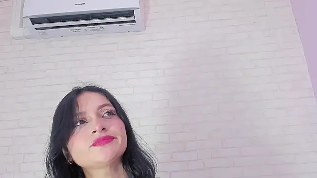 Tiffany mendez online show from 03-03-25, 12:05