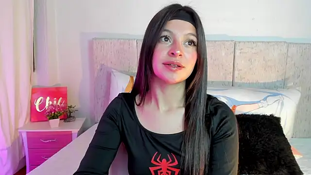 LucyEvans  online show from 09-10-25, 03:17