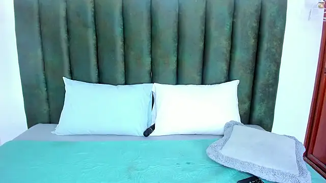 nahomygrey  online show from 03-13-26, 07:53