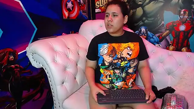 Snapshot of candy_hairy chatting on 10-29-25, 02:14 candy hairy online show from 10-29-25, 02:14