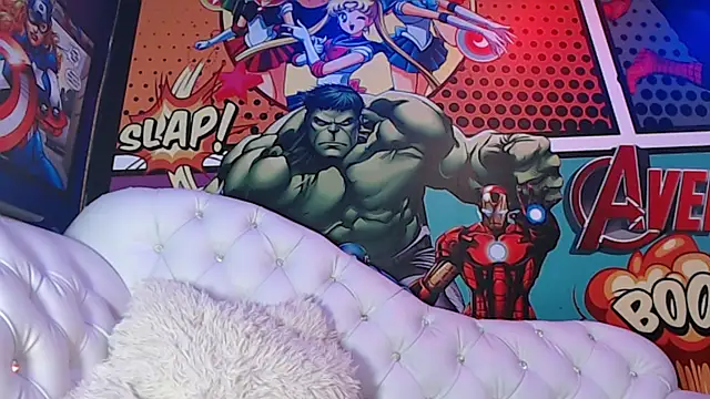 Snapshot of candy_hairy chatting on 12-14-25, 04:07 candy hairy online show from 12-14-25, 04:07