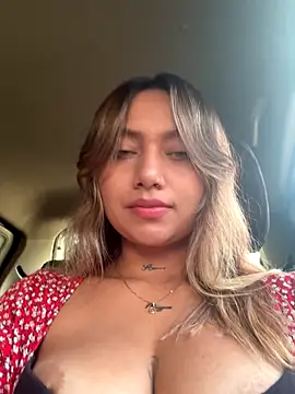 amanda-medrano1 online show from 09-25-25, 03:16