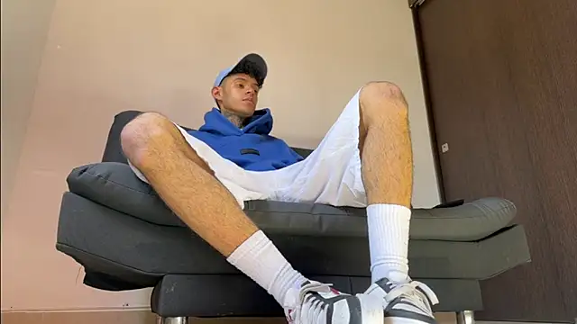 Saturno v online show from 03-03-25, 07:49