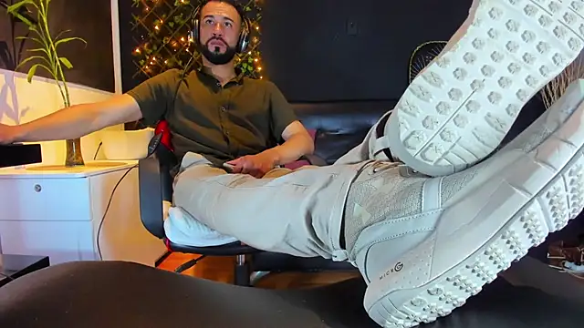 alessandro wye online show from 02-03-26, 08:30