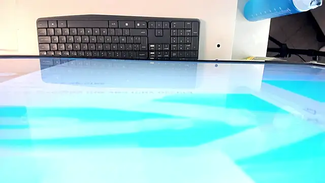 escarleth   online show from 01-02-25, 01:30