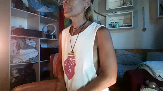 sabinytahot online show from 12-17-24, 06:31