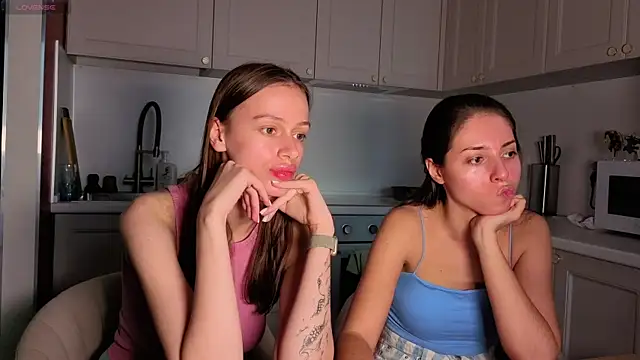 fcjuicy pussy online show from 10-09-25, 12:25