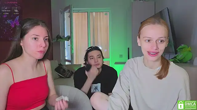 fcjuicy pussy online show from 05-12-26, 04:31