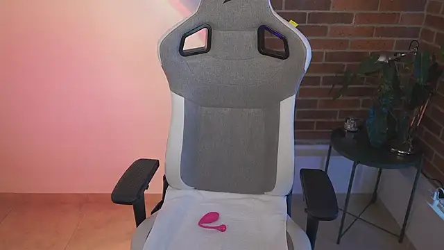 anyacutex online show from 03-16-25, 09:37