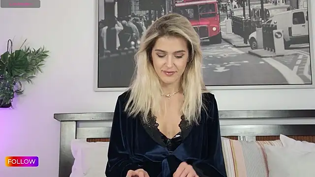 Sarah-Hart online show from 10-06-25, 11:40