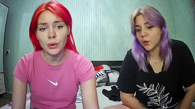 ChrisGirls online show from 12-04-24, 07:23