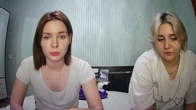 ChrisGirls online show from 01-28-25, 04:08