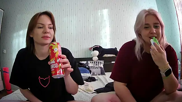 ChrisGirls online show from 02-20-25, 02:13
