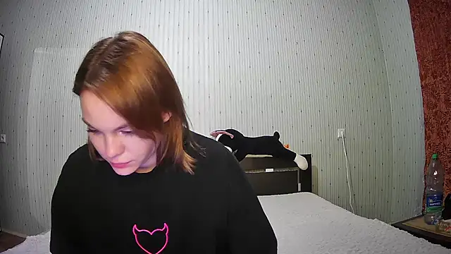 ChrisGirls online show from 02-28-25, 04:20