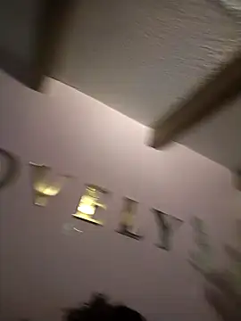 Snapshot of kimCosseyy chatting on 03-15-26, 03:12 kimCosseyy online show from 03-15-26, 03:12