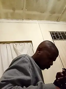 izinjamfee2 online show from 11-07-25, 12:54