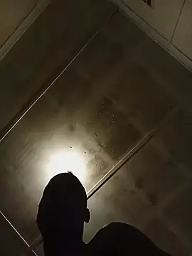 izinjamfee2 online show from 02-01-26, 12:42