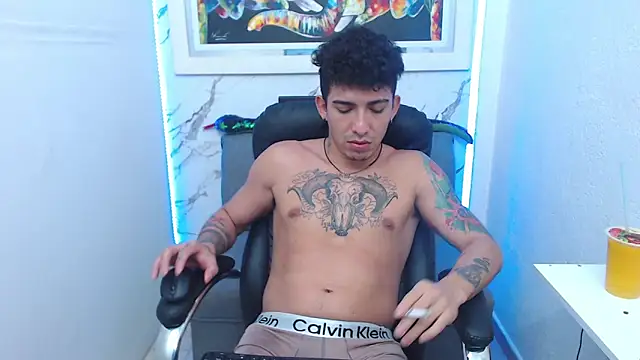 targuerian22 online show from 09-12-25, 05:51