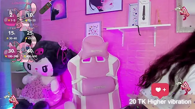 hanna  azumi online show from 10-16-25, 03:29