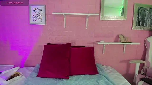 hanna  azumi online show from 05-01-26, 03:44