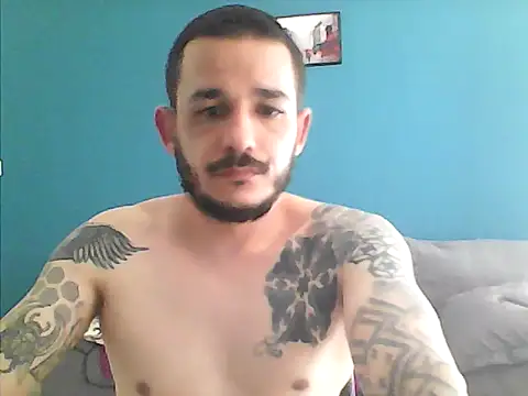 Snapshot of Kurqga chatting on 03-21-25, 07:00 Kurqga online show from 03-21-25, 07:00
