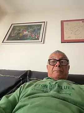 4n4l1zz4m1 online show from 11-09-25, 12:03